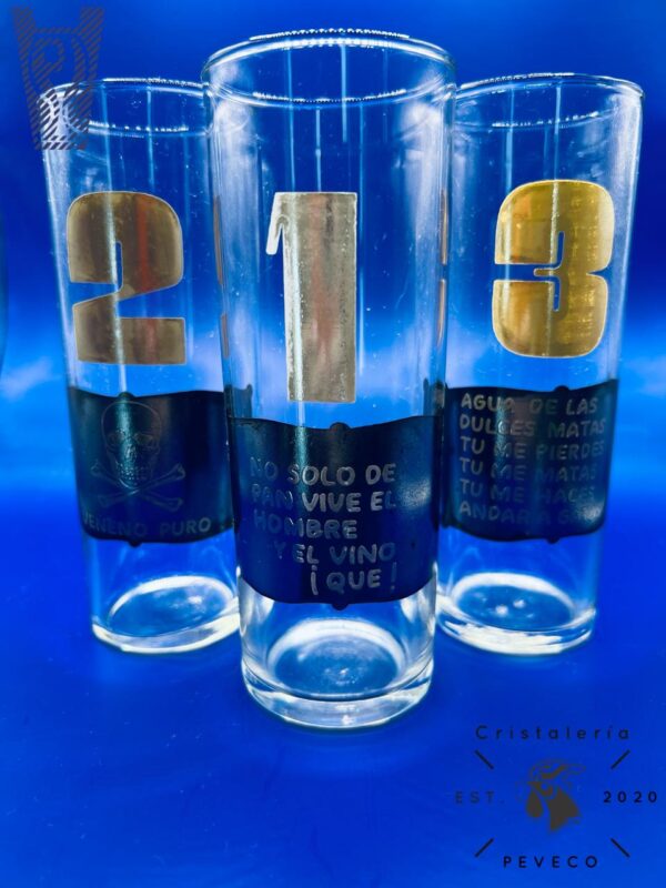 WhatsApp Image 2025-08-05 at 09.22.37 Juego de 6 Vasos Crisa “Brindis con Humor”
