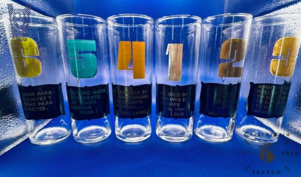 Juego de 6 Vasos Crisa “Brindis con Humor”